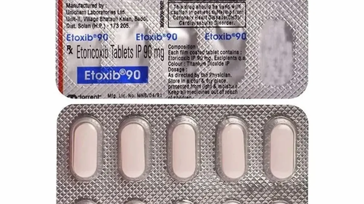 药房药师核对布加替尼处方